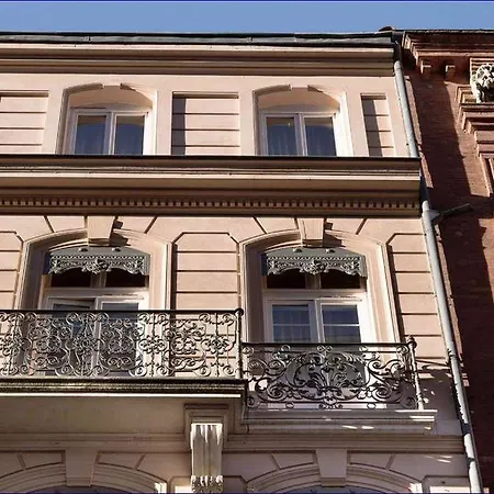 Hotell 1er Toulouse