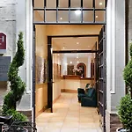 Hotel 1er
