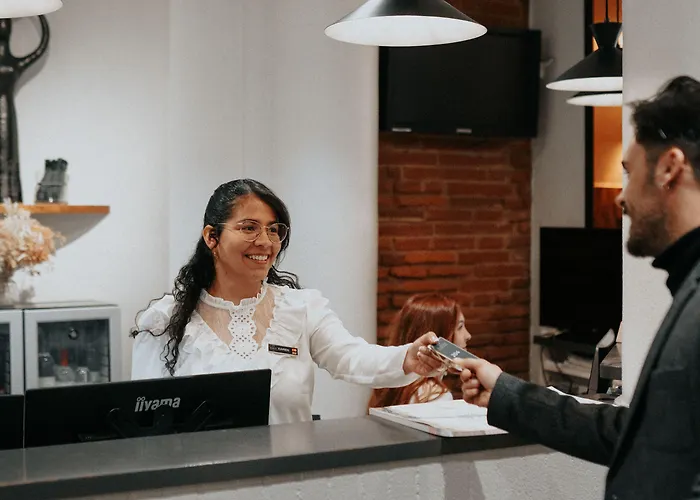 アルベール プルミエ ホテル 3*